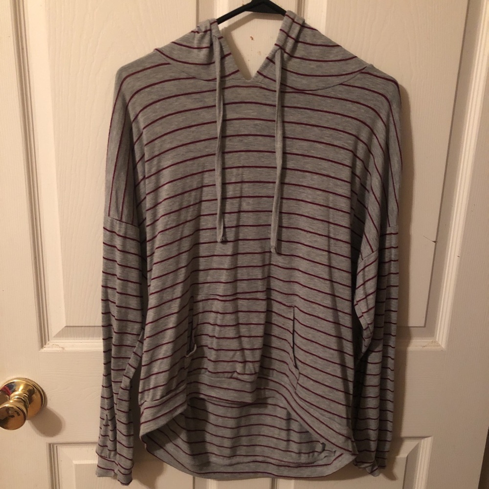 Striped grey and burgundy pullover